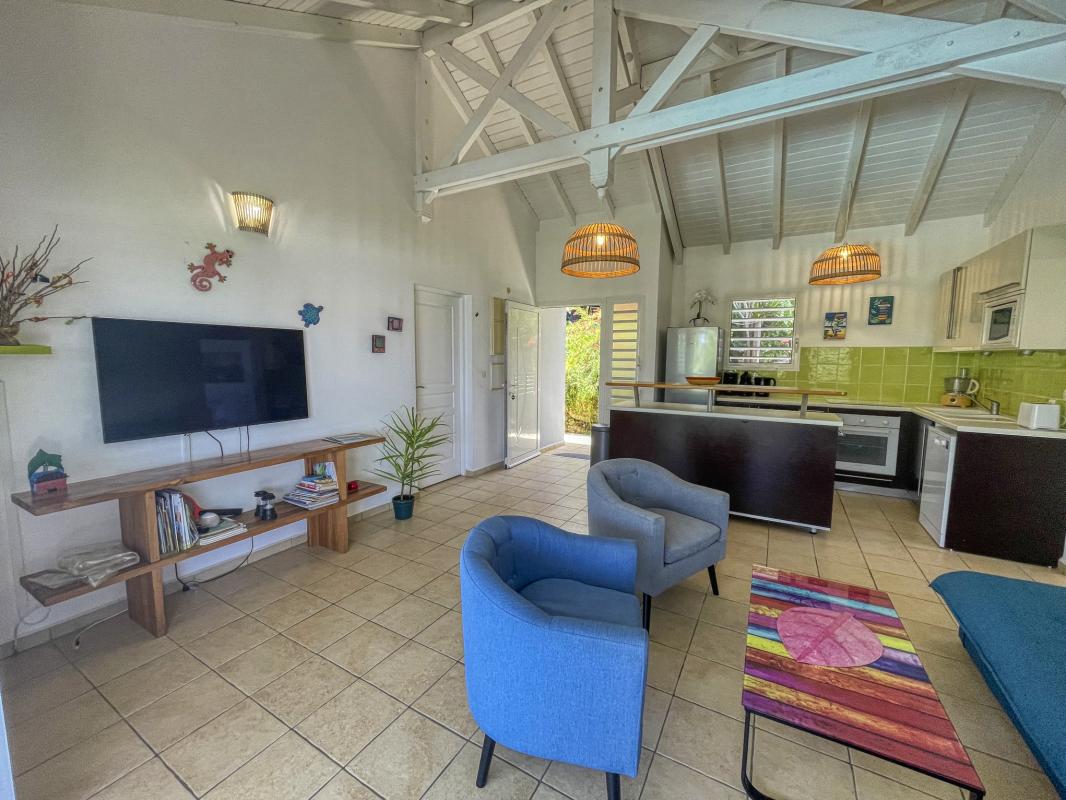 7.Location villa piscine Sainte Anne Guadeloupe_Salon
